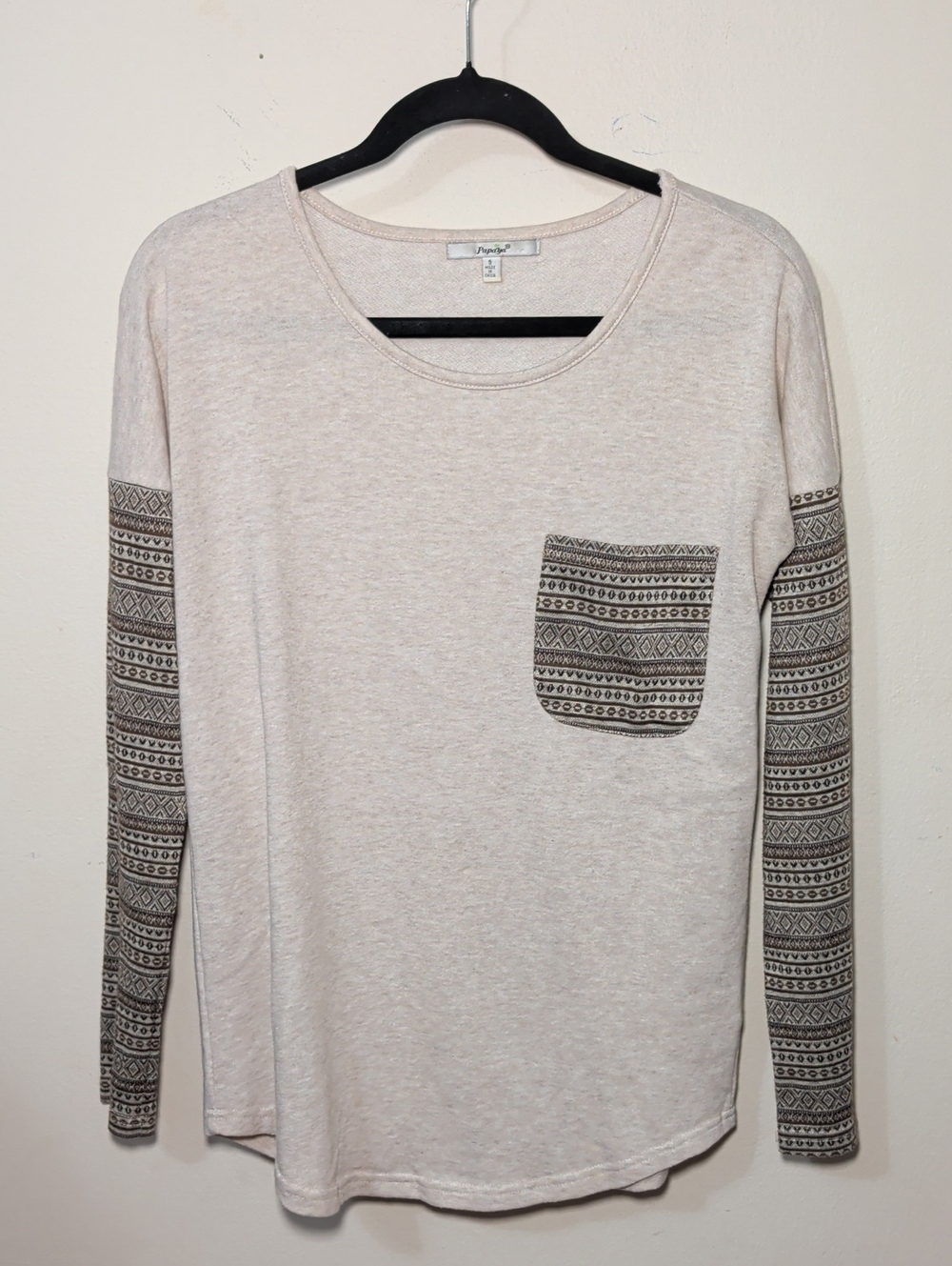 Papaya Cream Sweatshirt Aztec Print Sleeves + Pocket Oversized Women's Size S